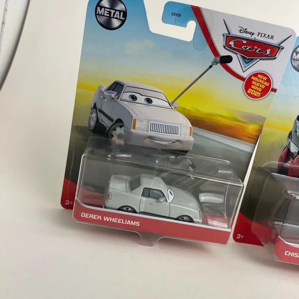 2 Disney Pixar Cars Metal Series Chisaki & Disney Pixar Cars Metal Series Derek‎